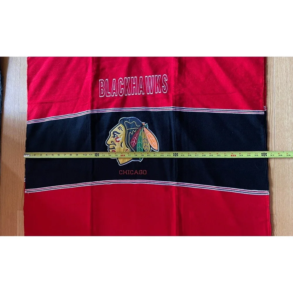 NHL Chicago Blackhawks Hockey Poncho Blanket Sweater EUC